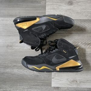 Nike Air Jordans Mars 270